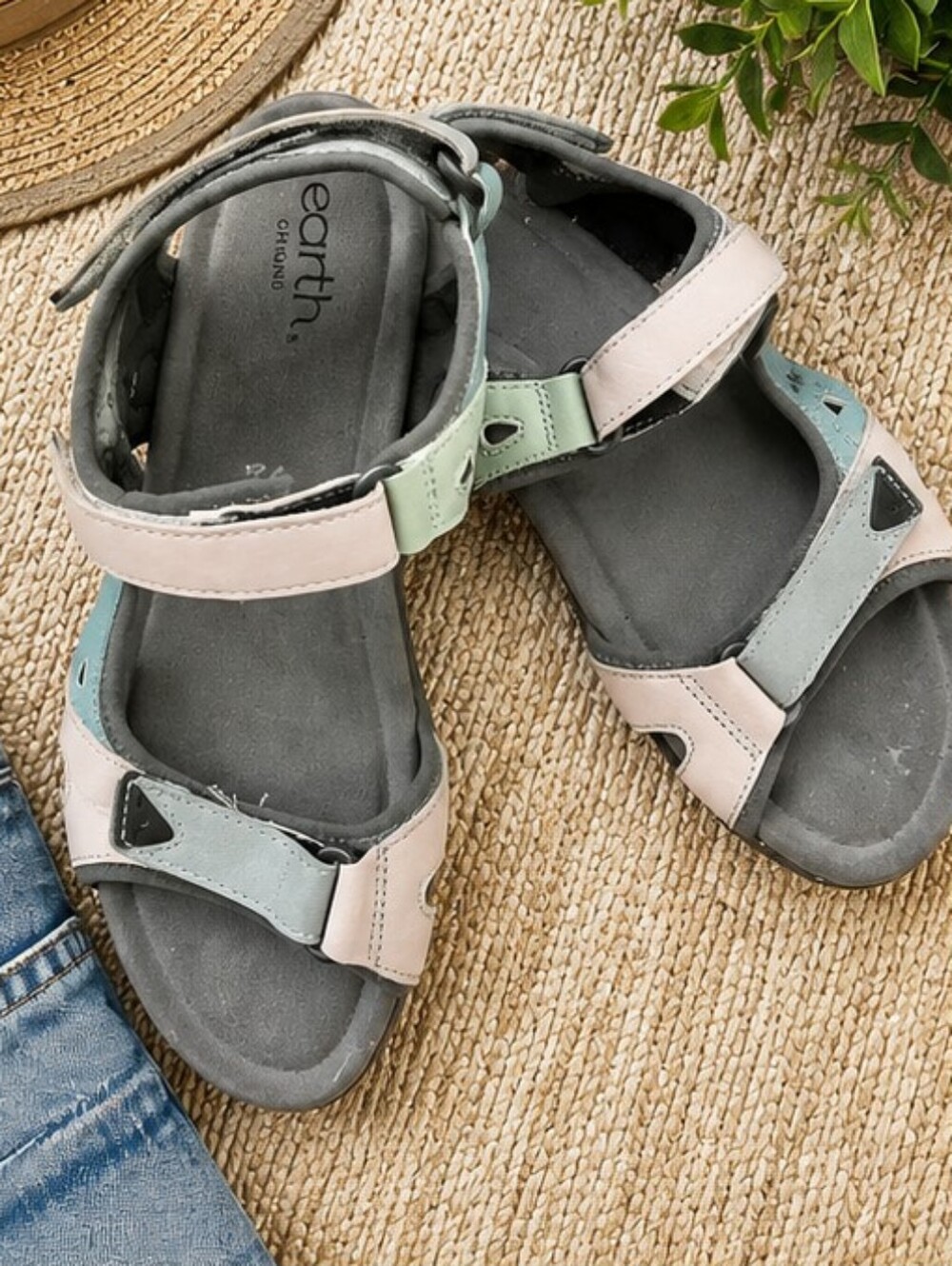 Earth Origins Size 11 Comfort Walking Sandals Adjustable Straps